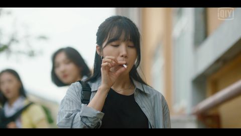 揭密《酒鬼都市女人们》拍摄秘辛！郑恩地抽的菸不含尼古丁，喝的酒也是无酒精和真酒交替 韩剧 第2张-剧情网