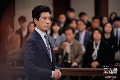 [有雷]《Law School》真凶太狂当庭认罪？学生姜率B一家人各怀鬼胎行迹可疑…案情真相再度反转！（EP5-6） 韩剧 第2张-剧情网