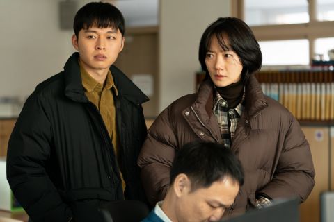 韩国真实职场霸凌悲剧《阴影下的她》裴斗娜再扮女警5月12日带你追查悲伤内幕 韩国电影 第3张-剧情网