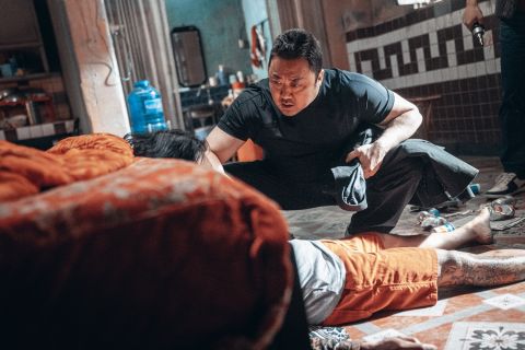 [无雷推荐]马东石《犯罪都市2》除了铁拳还有搞笑台词连发！经过四年团队合作更到位〜 韩国电影 第4张-剧情网