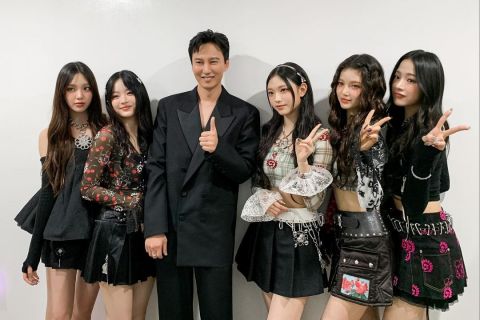 金南佶和NewJeans合照引来网上热烈反应！同剧演员李贤旭留言亏他：「好久没看到你这么幸福了」 明星 第3张-剧情网