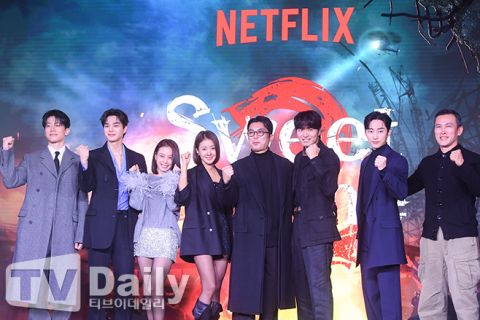 Netflix《Sweet Home 2》发布会现场照！宋江帅气「展翼」、李阵郁沉稳霸气，李施昤&高旻示末日巾帼魅力 韩剧 第3张-剧情网