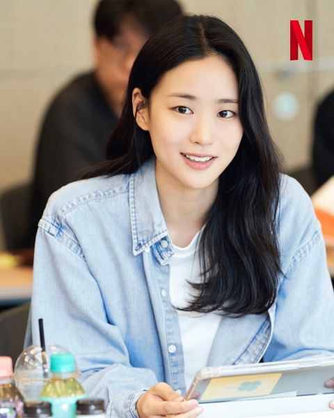 金宣虎透过Netflix回归，搭高允贞剧本围读照公开！洪氏姐妹新作《这份爱可以翻译吗？ 》即将开拍 韩剧 第7张-剧情网