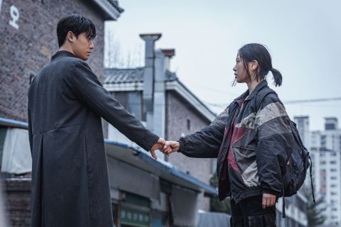 热门韩剧《Sweet Home 3》首波剧照！宋江&李到晛更华丽的阵容，却迎来更绝望的处境VS一线生机~ 韩剧 第7张-剧情网